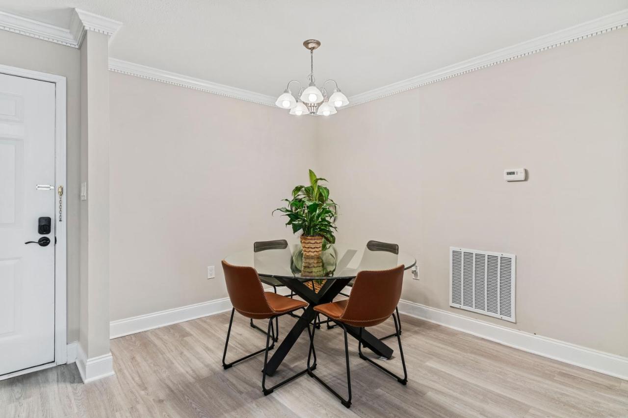 M1 - Private And Serene 1Bdr 1Ba Ensuite Shared Room Атланта Экстерьер фото